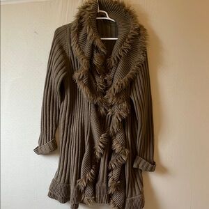 Cozy Brown Knit Sweater with Faux Fur Trim